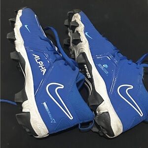 Boys Nike cleats size 3